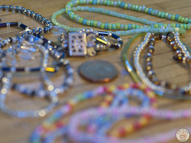 Miniatures : Jewelery - Pearls necklaces