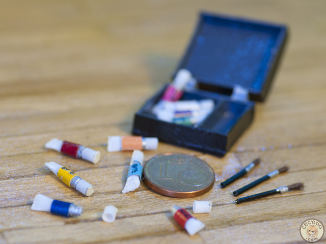 Miniatures : Crafting - My first paints kit (with brushes)