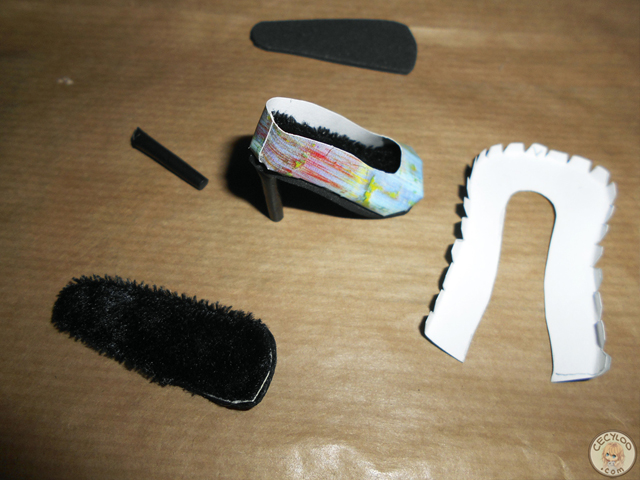 Miniatures : Doll shoes