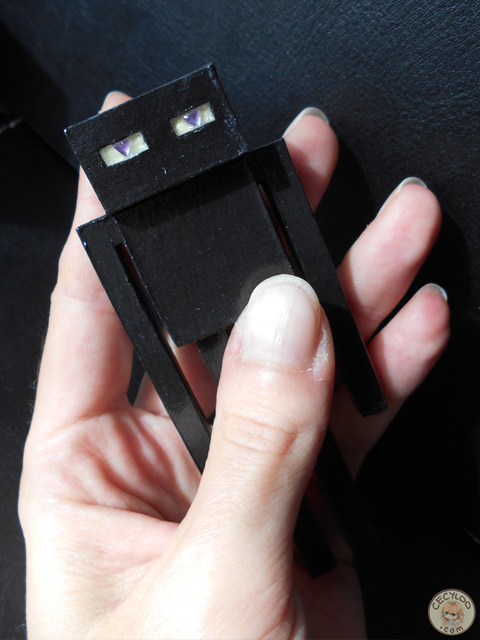 Miniatures : Figurines Minecraft (enderman + creeper)