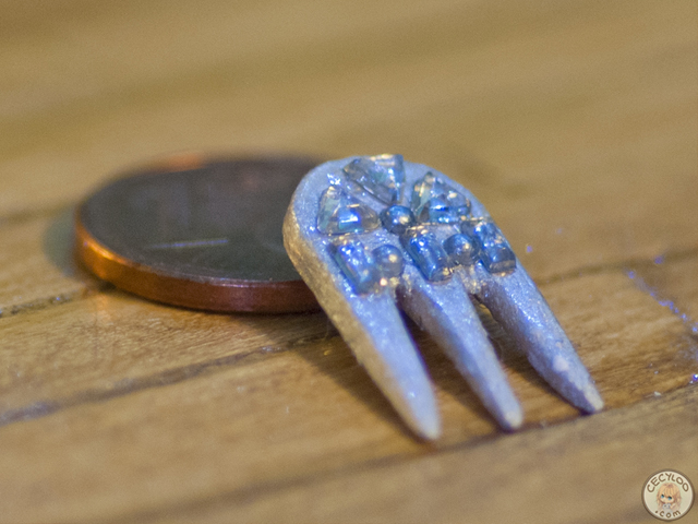 Miniatures : Miscellaneous - Mirror, brush and hair comb set