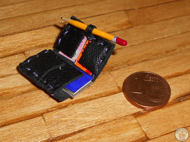 Miniatures : Leather goods - Wallet