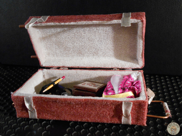 Miniatures : Leather goods - Trolley suitcase